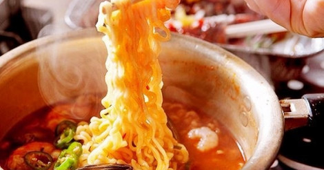 韓国のソウルフード”ラーメン”♡韓国人が選んだ一番好きなラーメンBEST5とは！？ | 韓国情報サイト 모으다［モウダ］