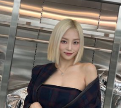 YEEUN